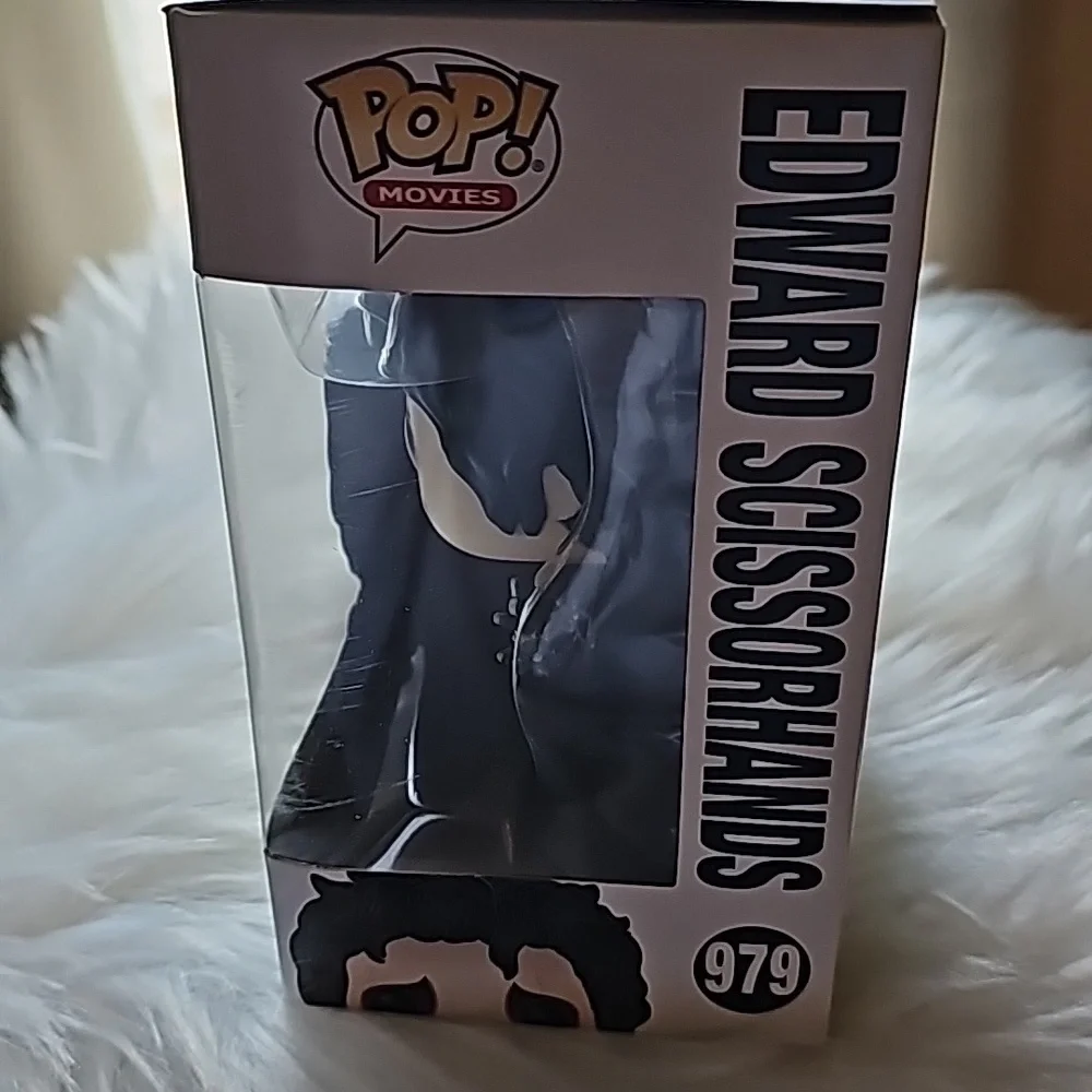 FUNKO POP EDWARD SCISSORHANDS - Picture 12 of 16